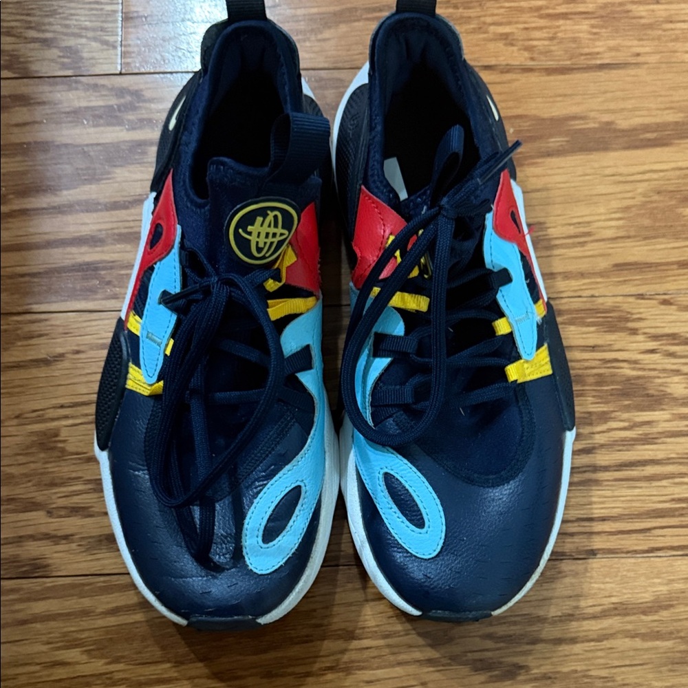 Nike Hurache Sneaker